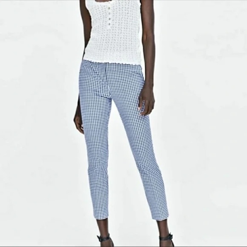 Zara Blue & White Gingham Ankle Pants 💙🤍‎